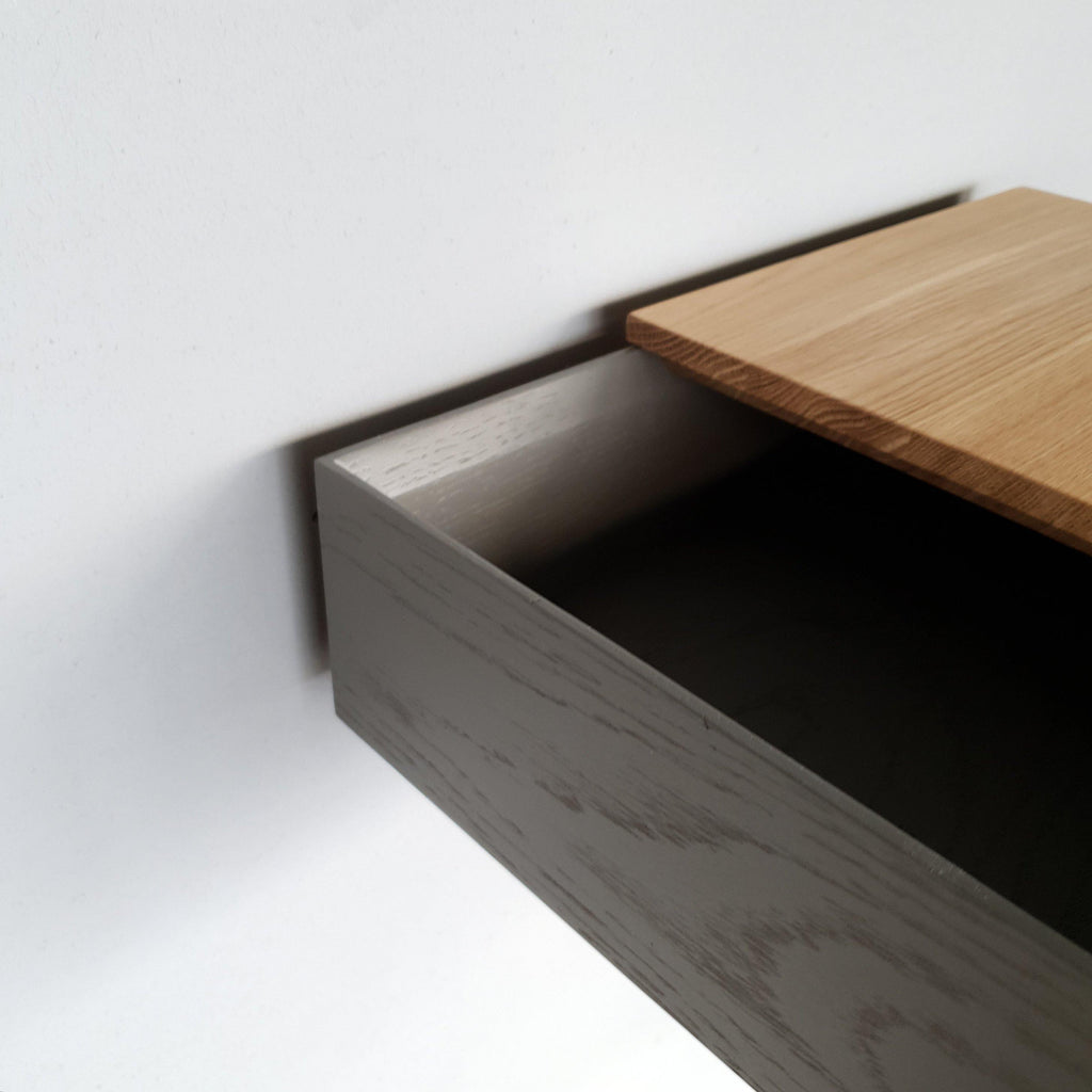 schwebender Nachttisch Eiche dunkelgrau - MBK12  stilvolle Designermöbel aus Massivholz