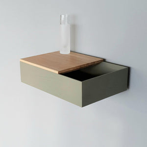 schwebender Nachttisch Eiche graugrün, Nachttisch, MBK12 stilvolle Designermöbel aus Massivholz