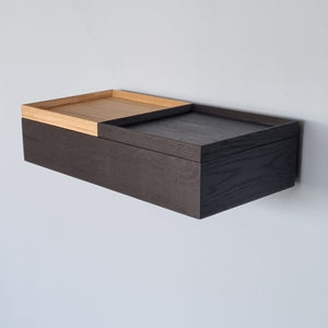 Wandkonsole massive Eiche schwarz 48cm zwei Tabletts stilvolle Designermöbel aus Massivholz